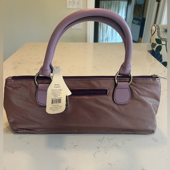 Handbags - Insulated wine bag. NWT